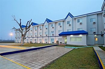 One Aeropuerto Hotel Saltillo